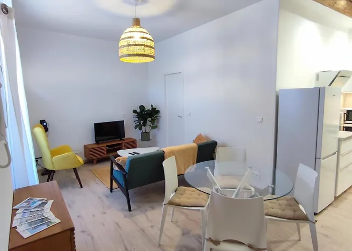 Le Voltaire Lejlighed Sète